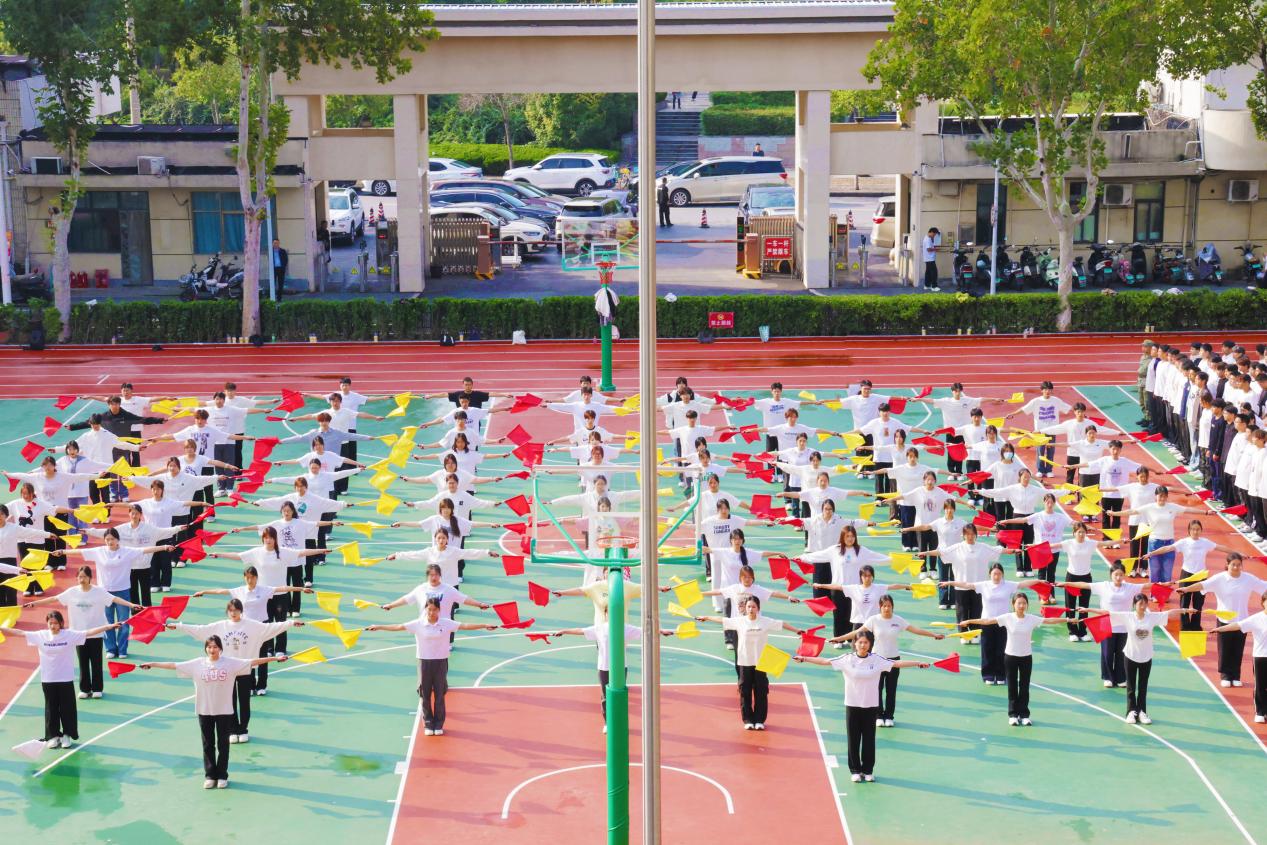 河南信息统计职业学院2025级学生军训汇报暨总结表彰大会郑州庆典公司郑州礼仪公司郑州运动会开幕式大学生军训汇演49.jpeg 河南信息统计职业学院2025级学生军训汇报暨总结表彰大会郑州庆典公司郑州礼仪公司郑州运动会开幕式大学生军训汇演49.jpeg